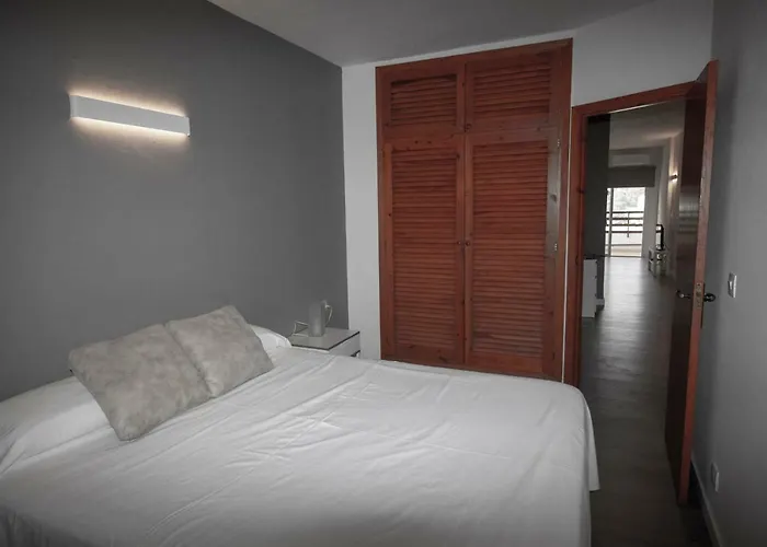 Apartamentos Portinatx Sea View